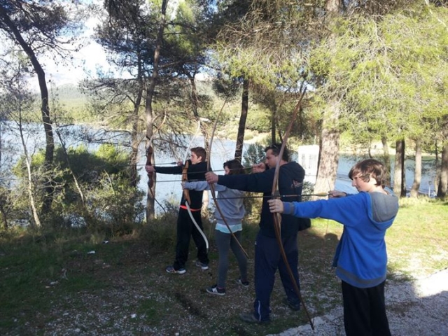 Tirando con arco